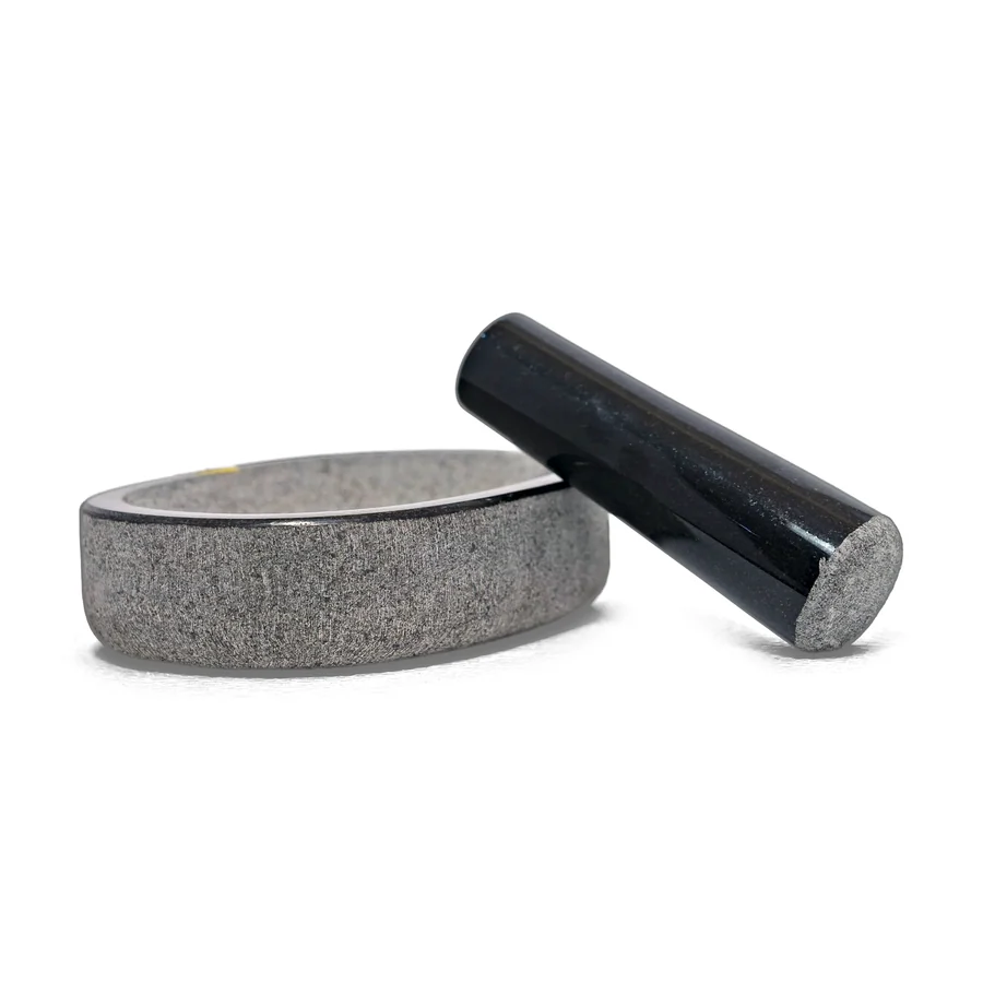 Granite Oval Grinding Bowl with Pestle