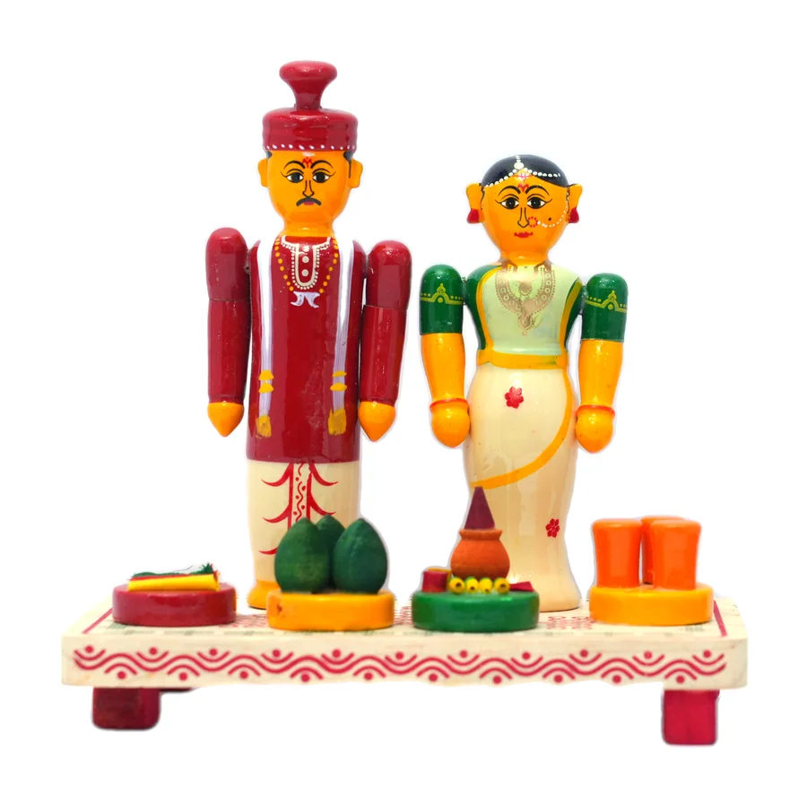 Kondapalli Couple with Pooja Offerings, Cream