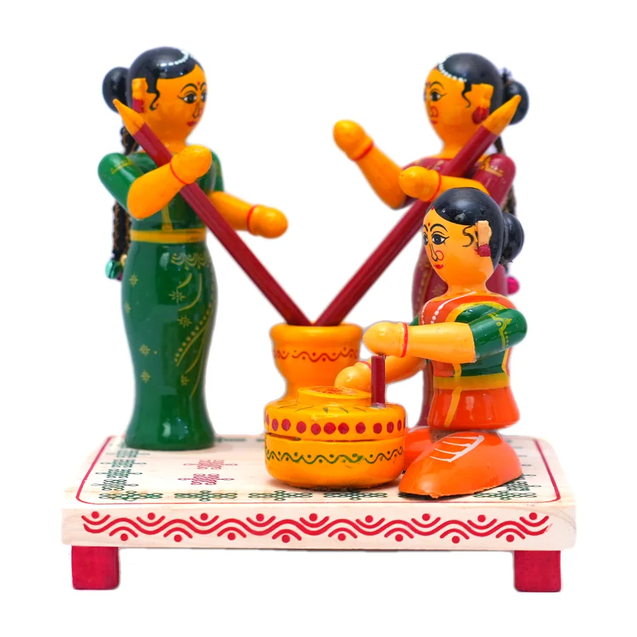 Kondapalli Women Pounding Grain Set